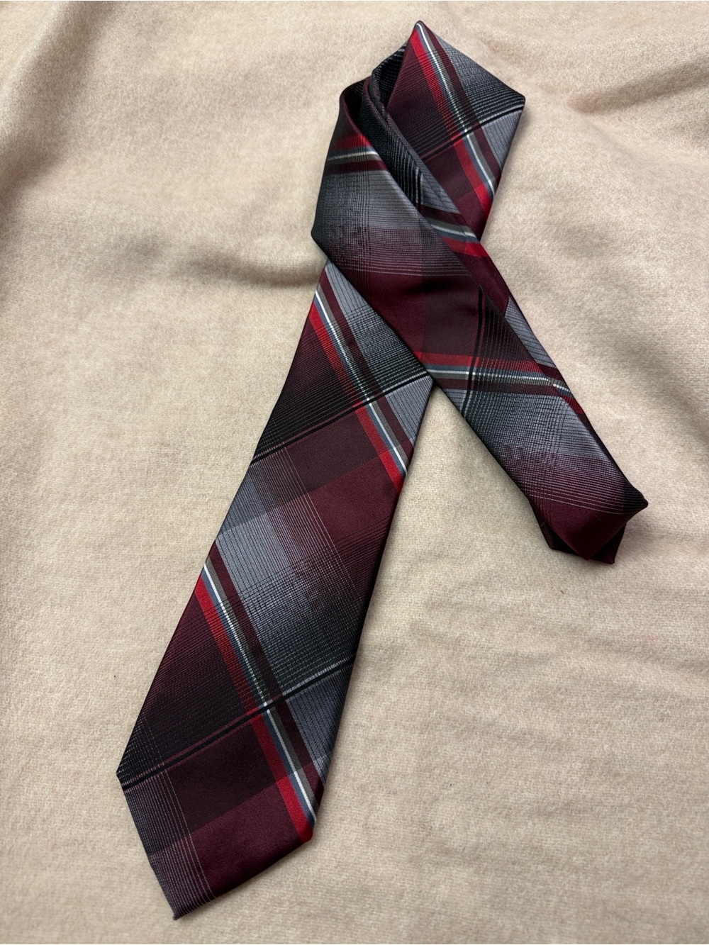Van Heusen 100% Silk Burgundy and Gray Plaid Men's Tie